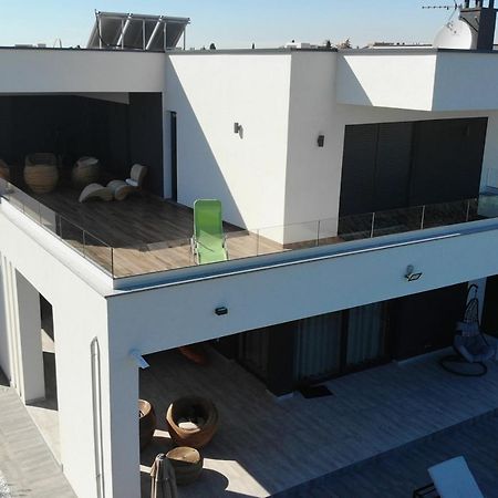 Villa Ula In Pula With Heated Pool And Sauna Екстер'єр фото