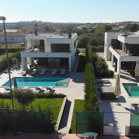 Villa Ula In Pula With Heated Pool And Sauna Екстер'єр фото