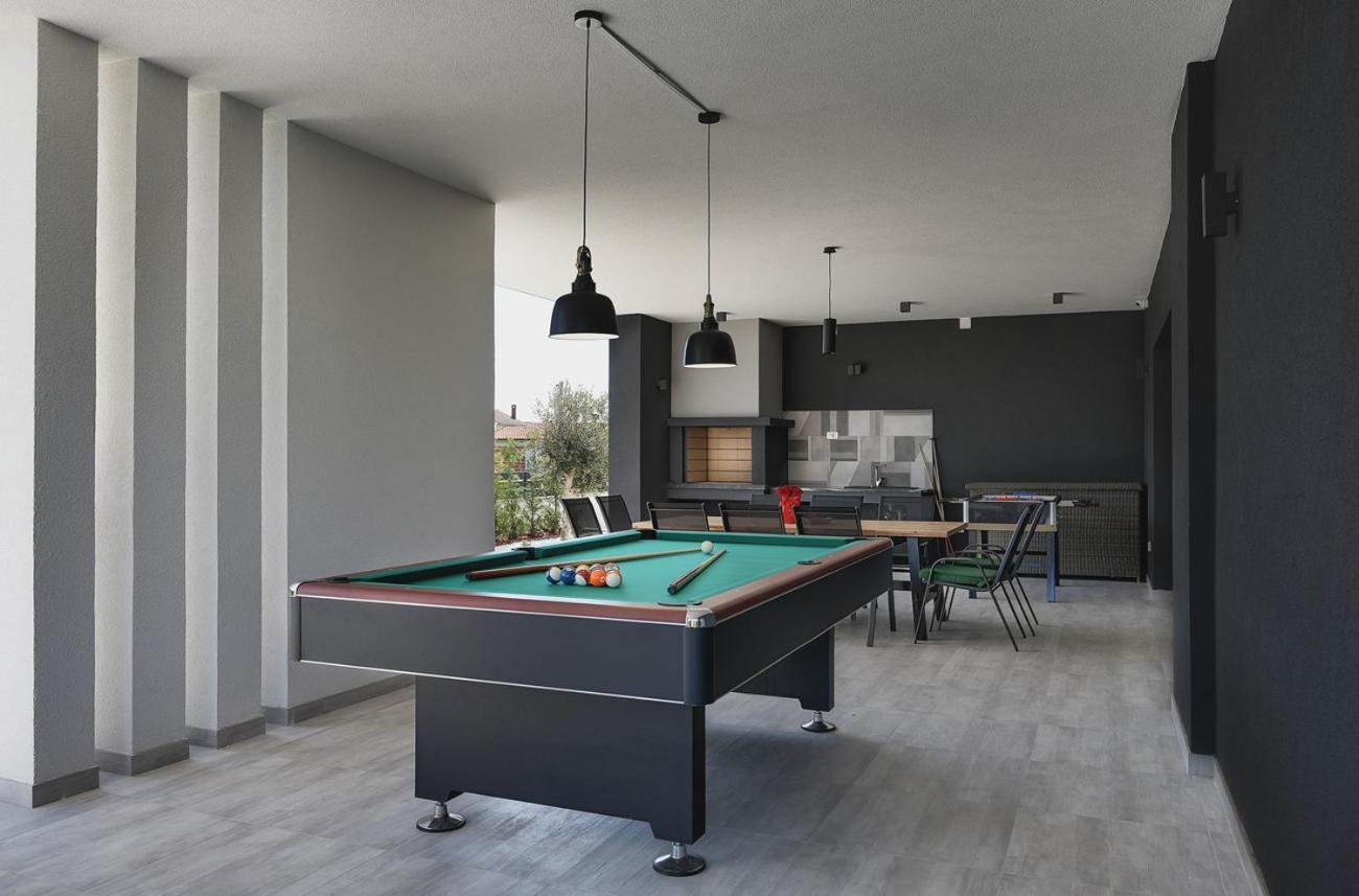 Villa Ula In Pula With Heated Pool And Sauna Екстер'єр фото