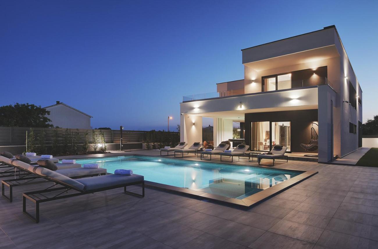Villa Ula In Pula With Heated Pool And Sauna Екстер'єр фото