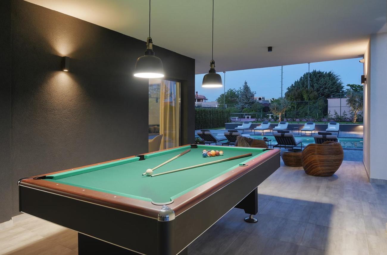 Villa Ula In Pula With Heated Pool And Sauna Екстер'єр фото